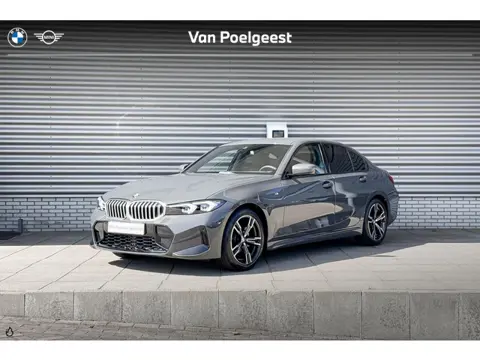 BMW 3 Serie Sedan 318i M Sport | Trekhaak