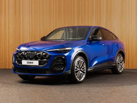 Audi Q5 Sportback 2.0 TFSI e-hybrid quattro S edition 21" | PANO | AIR SUSPENSION | S-LINE