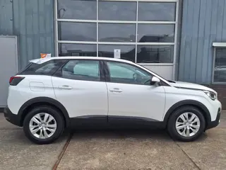 Peugeot 3008 1.2 PureTech Executive, Airco, Navigatie Pdc achter, Telefoon, 2e Eigenaar!