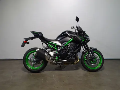 Kawasaki Z 900 (bj 2024)