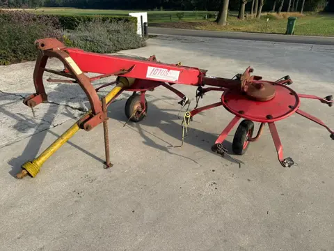 lely lotus 300 schudder hooischudder