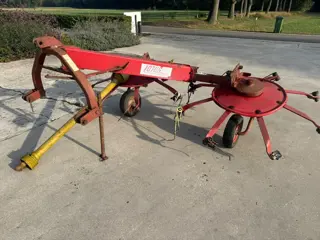 lely lotus 300 schudder hooischudder