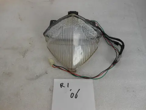 ACHTER LICHT Yamaha YZF R1 2004 - 2006