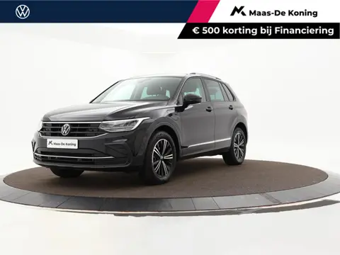 Volkswagen Tiguan 1.4 TSI 245pk DSG eHybrid Life Business · Camera · P-Sensoren · Wegklapbare Trekha