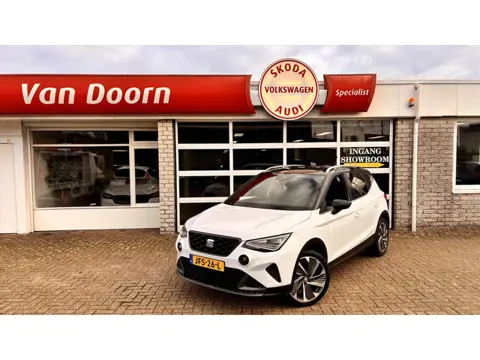 SEAT Arona 1.0 TSI 115pk DSG-7 FR Business Connect| apple carplay| full led