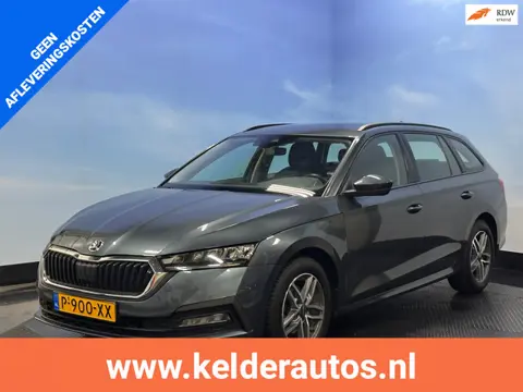 Skoda Octavia Combi 1.0 e-TSI Business Edition Automaat | Clima | Cruise | PDC | Trekhaak
