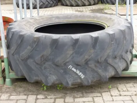 R38 Firestone 600/65R38