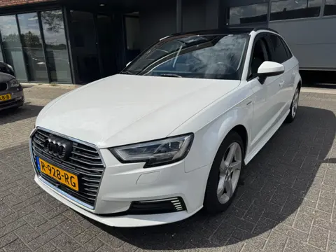 Audi A3 Sportback 1.4 e-tron Sport FACELIFT PANO CAMERA CRUISE VOLLEDIG ONDERHOUDEN