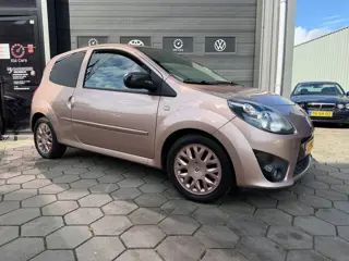 Renault Twingo 1.2-16V Miss Sixty - 2e Eigenaar - Airco - Lage km/N.a.p - New Apk -