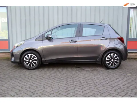 Toyota Yaris 1.3 VVT-i Aspiration AUTOMAAT