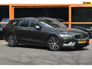 Volvo V60 T8 Hybride AWD Inscription | Panoramadak | Camera | Stoelverwarming | BLIS | Trekhaak |