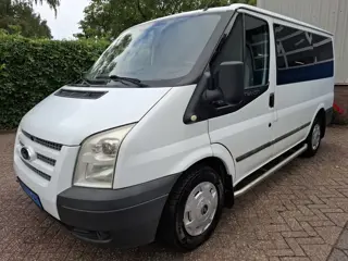 Ford Transit Kombi 2.2 TDCi TURBO DEFECT 4450.- INCL BTW 9-PERSOONS 100PK