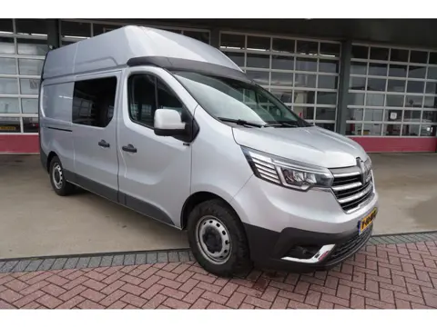 Renault Trafic 2.0 Blue dCi 170PK T30 L2H2 Ideaal voor camperombouw nr. V186 | Airco | Cruise | Navi