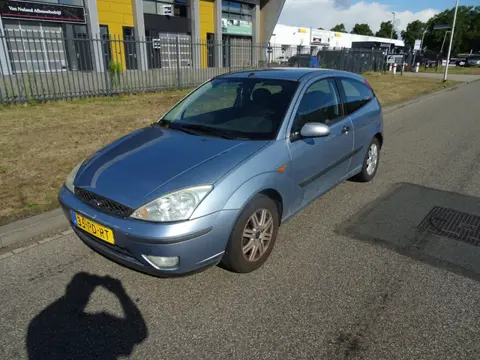 Ford Focus 1.6-16V Futura