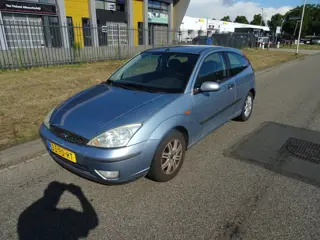 Ford Focus 1.6-16V Futura