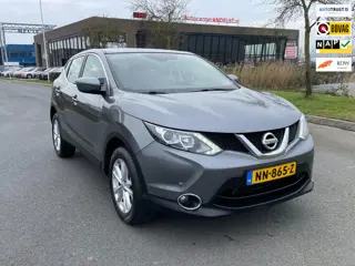 Nissan Qashqai 1.2 Acenta, Trekhaak, Navi, Cruise/Climate control, Elektr ramen, Bluetooth, Pdc, 2e 
