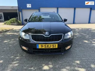 Skoda Octavia Combi 1.2 TSI Greentech Elegance Businessline