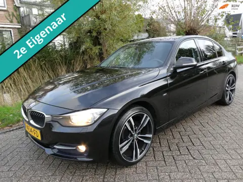 BMW 3-serie 316i Sedan 2e eigenaar 136pk Clima Multimedia 6-bak