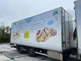 SYSTEM TRAILERS Reefer Trailer | Refrigerated Semi-Trailer | 2011