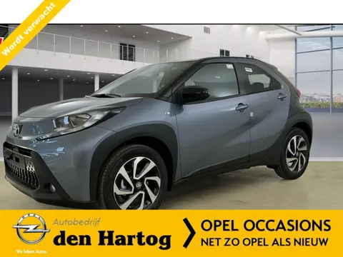 Toyota Aygo X 1.0 VVT-i S-CVT Pulse Automaat/Stoelverwarming/Camera/Sportvelgen