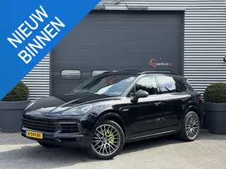 Porsche Cayenne 3.0 E-Hybrid Sport Chrono | Panoramadak | Camera | Bose | Elektrische Trekhaak | Ele