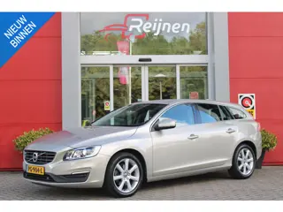 Volvo V60 1.5 T2 123PK AUTOMAAT POLAR+ | AFNEEMBARE TREKHAAK | STOEL/STUUR VERWARMING | ALL SEASON B
