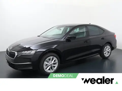 Škoda Octavia Business Edition 1.5 TSI DSG | Automaat | Navigatie | Adaptieve cruise control | Apple