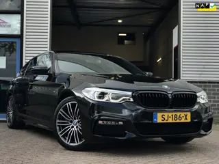 BMW 5-serie 530i High Executive|M-pakket|Keyless|Memory|Stoelverwarming|19''Inch