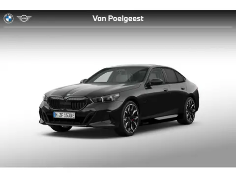 BMW 5 Serie Sedan 550e xDrive M Sport Pro Edition | M Sportpakket Pro | Innovation Pack | Travel Pac