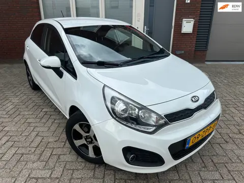 Kia Rio 1.2 CVVT Design Edition / Airco / Cruise / PDC / LM / NAP / 5DRS