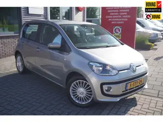 Volkswagen Up! 1.0 high up! BlueMotion / Cruise control / Airco / Navi / Bluetooth
