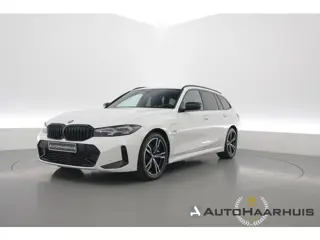 BMW 3-serie 330e M-Sport | Rijklaar! | Widescreen | ShadowLine | HUD | Dodehoek | Leder | Stuur-Stoe