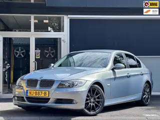 BMW 3-serie 325i Dynamic Executive AIRCO / STOELVERW / ELEKT RAMEN