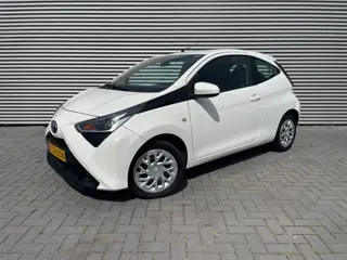 Toyota Aygo 1.0 VVT-i x INCLUSIEF NIEUWE APK!