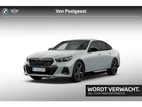 BMW i5 Sedan M60 xDrive M Sport Pro / Innovation Pack / Travel Pack  / Comfort Pack / Glazendak / 20