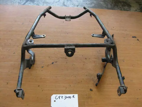 KUIPFRAME Kawasaki GPZ 900 1984 - 1993