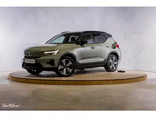 Volvo XC40 Recharge Ultimate 70 kWh | Zwenkbare trekhaak | Adaptieve cruise | Panorama dak | Harman 