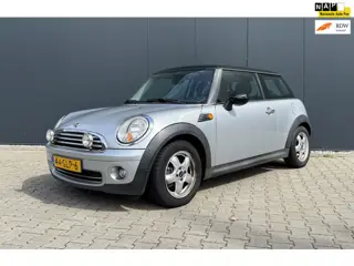 Mini 3-Deurs 1.6 Cooper Pepper Airco Ketting vervangen NAP