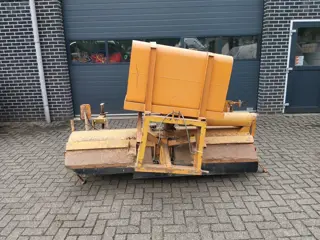 Veegmachine / Rolbezem 220 breed
