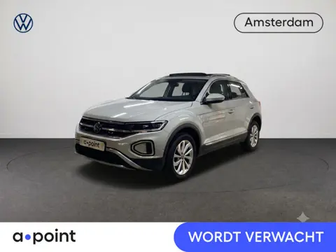 Volkswagen T-Roc 1.5 TSI Style 150 pk Automaat (DSG) | Navigatie via App | Panoramadak | Trekhaak (a