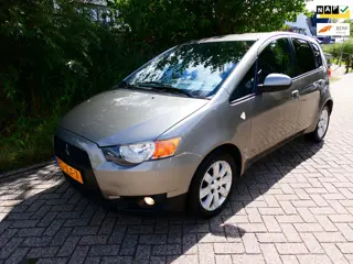 Mitsubishi Colt 1.3i 95pk 5-deurs Airco Trekhaak Hoge instap Degelijke Jap