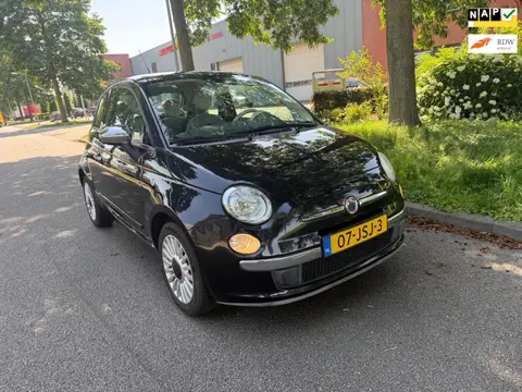 Fiat 500 1.2 Lounge AUTOMAAT AIRCO(IJS KOUD)