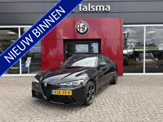 Alfa Romeo Giulia 2.0 T GME AWD Veloce | Panoramadak | 19" Velgen | Camera