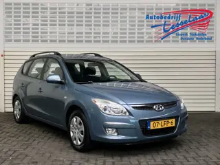 Hyundai I30 CW 1.6i Dynamic Rijklaarprijs! (bj 2010)