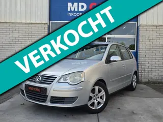 Volkswagen Polo 1.2-12V Trendline AIRCO/CARPLAY/TREKHAAK/ELEK RAMEN