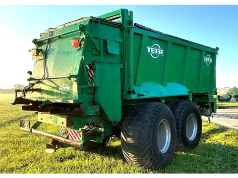 Tebbe HS 220 universele strooier. Super degelijke en sterke strooier op hoge wielen.