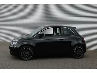 Fiat 500 3+1 La Prima By Bocelli 42 kWh (17.285Km!! Leder Carplay ACC JBL Camera Full-Led 17Inch Pdc