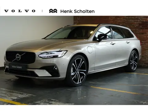 Volvo V90 T8 Plug-in hybrid AWD Ultra Dark | 100% SOH | Luchtvering | Panoramadak | Semi-Elektrische