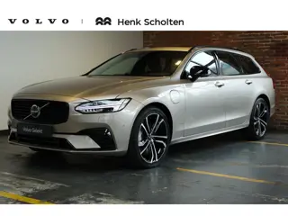 Volvo V90 T8 Plug-in hybrid AWD Ultra Dark | 100% SOH | Luchtvering | Panoramadak | Semi-Elektrische