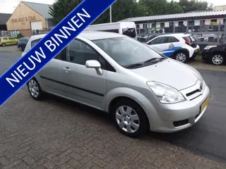 Toyota Corolla Verso 1.6 VVT-i Terra (bj 2006)